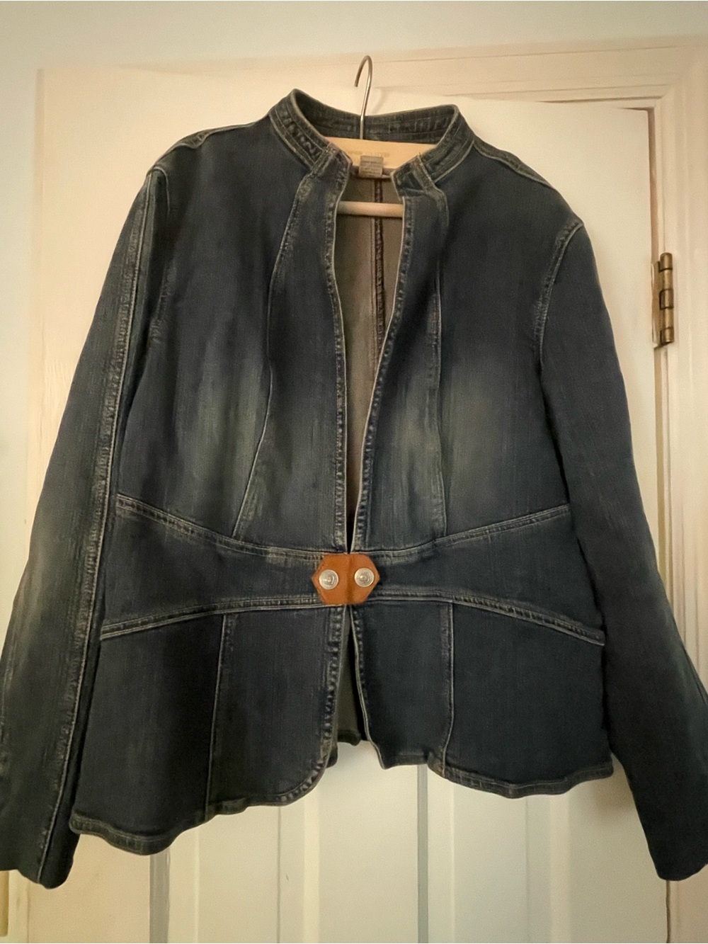 A.M.I. Denim Jacket Womens Large Dark Wash Snap Front Peplum Y2K